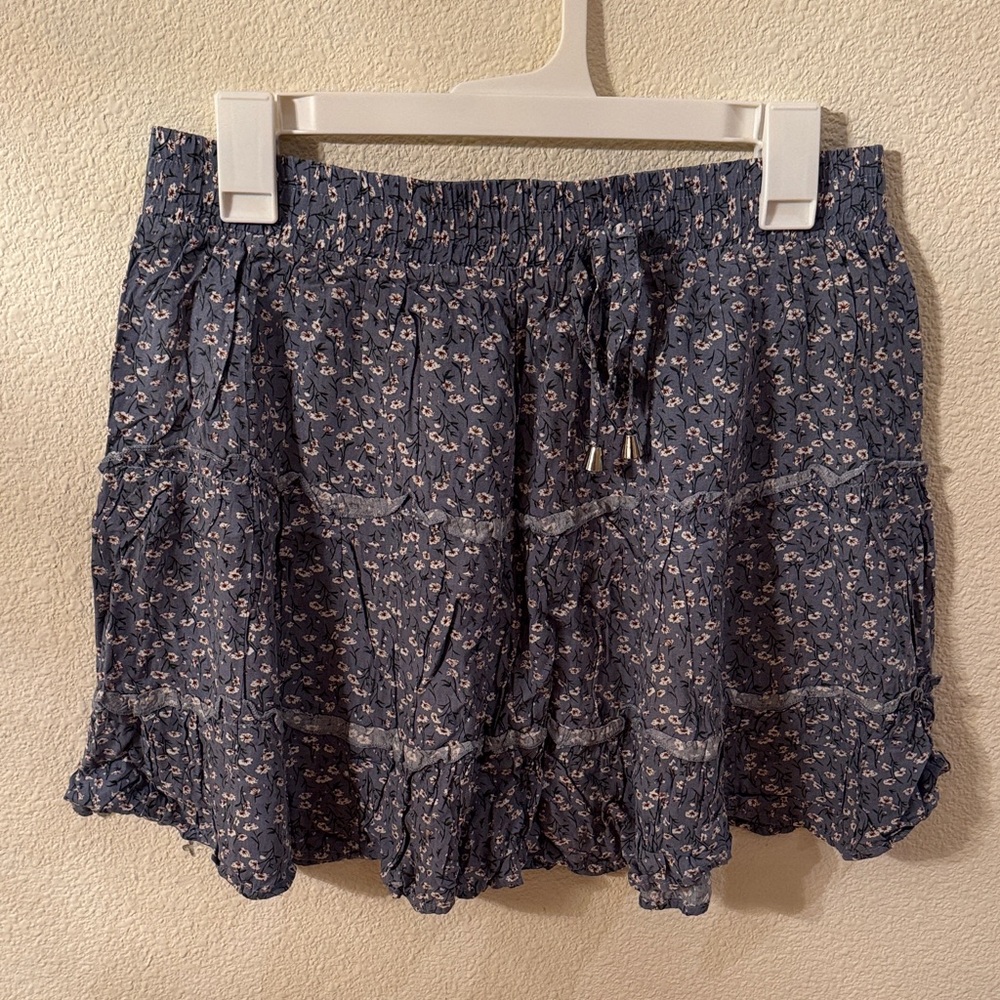 Women’s Mini Skirt, Size M, Used